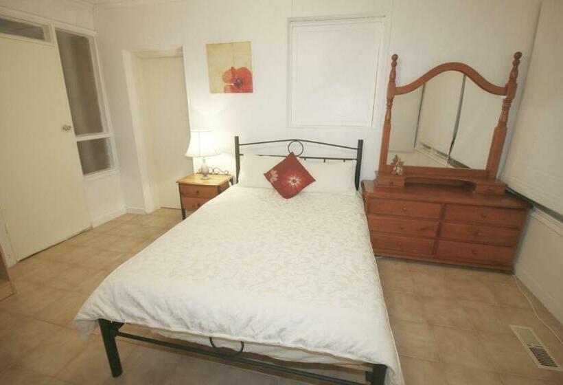 اتاق سوپریور, Sunny House   Melbourne Airport Home