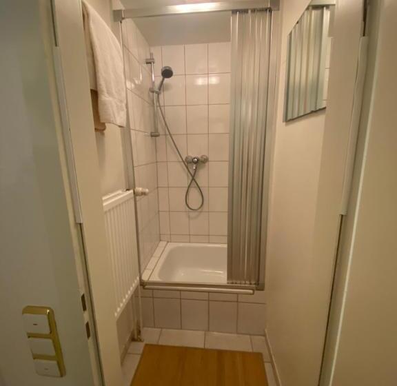 スタンダードルーム, Villa Burgau B&b