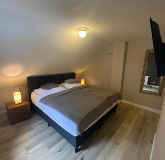 ファミリールーム, Villa Burgau B&b