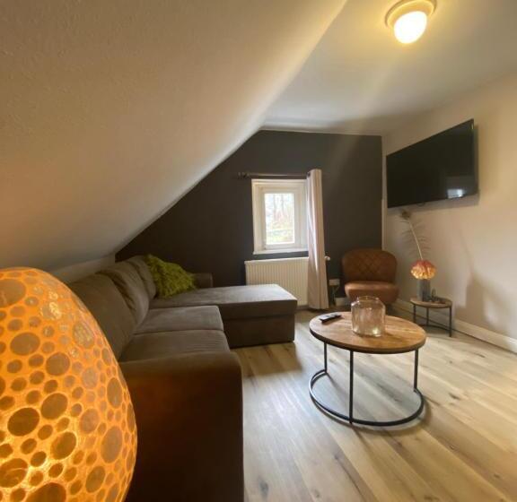 Семейный Номер, Villa Burgau B&b