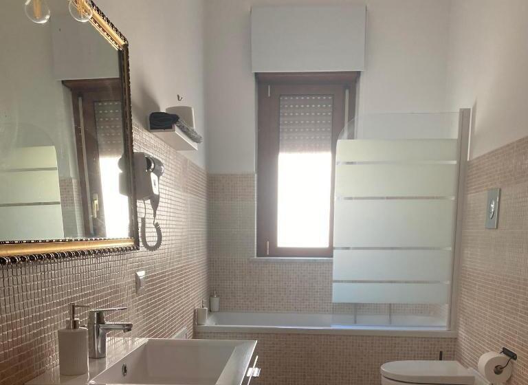 اتاق استاندارد با تخت بزرگ, Superattico Bella Bellù