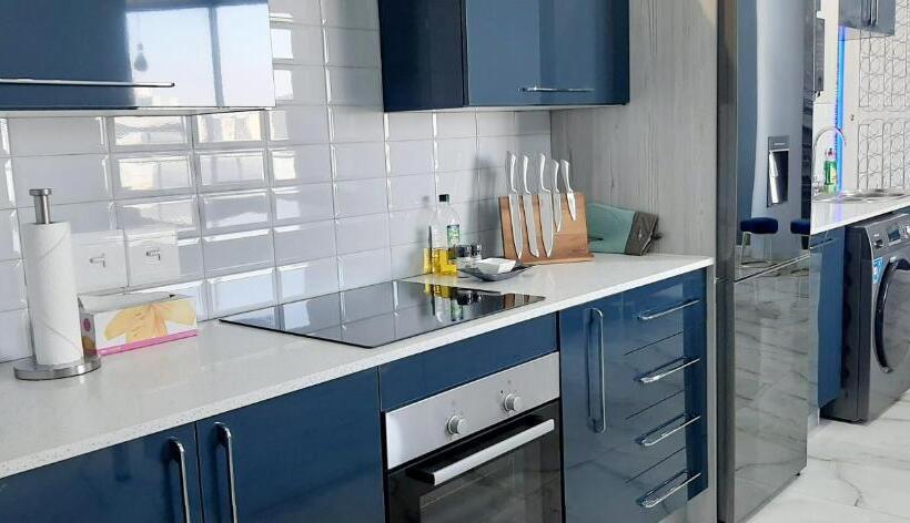 سوییت اجرایی, 4 On Pritchard Luxury Suites