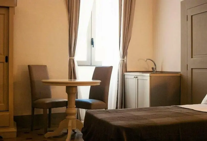 スタンダードルーム, Le Finestre Su Porta Carrese Luxury Rooms