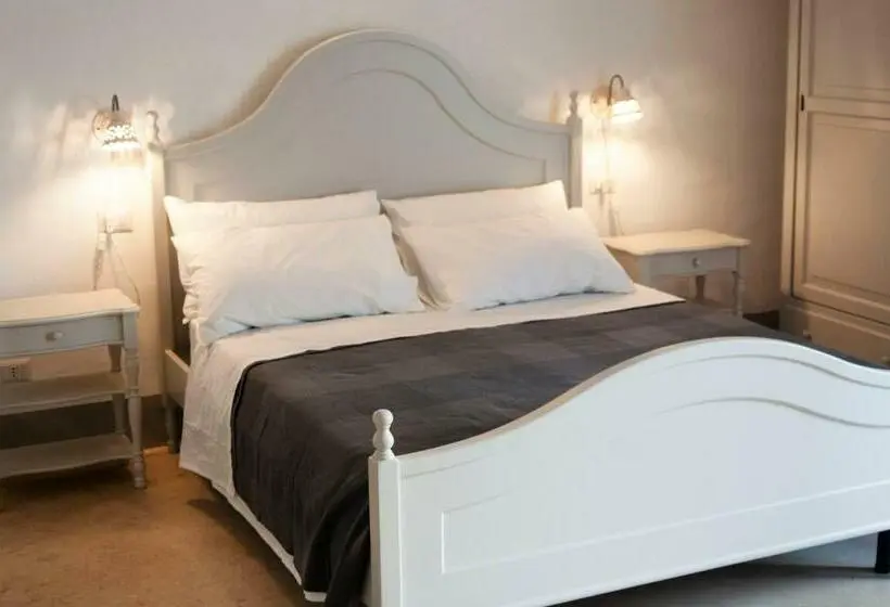 スーペリアールーム, Le Finestre Su Porta Carrese Luxury Rooms