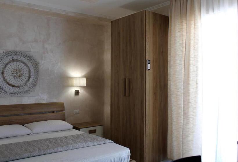 Студио Стандарт с Балконом, Medusa Residence B&b