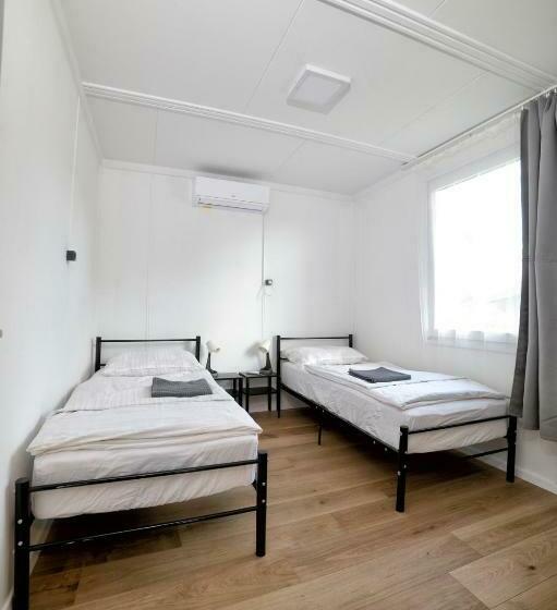 דירת חדר עם טרסה, Parti üdülő