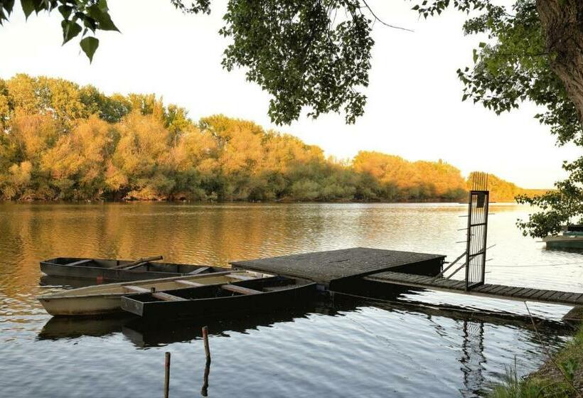 דירת חדר עם טרסה, Parti üdülő