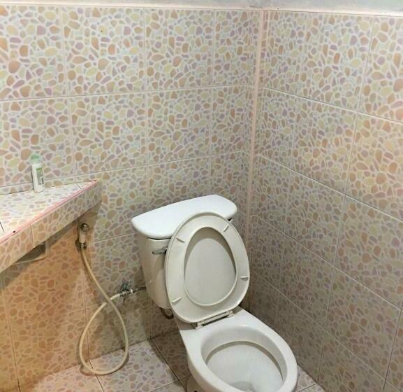 Quarto Triplo Estandar, P Un House