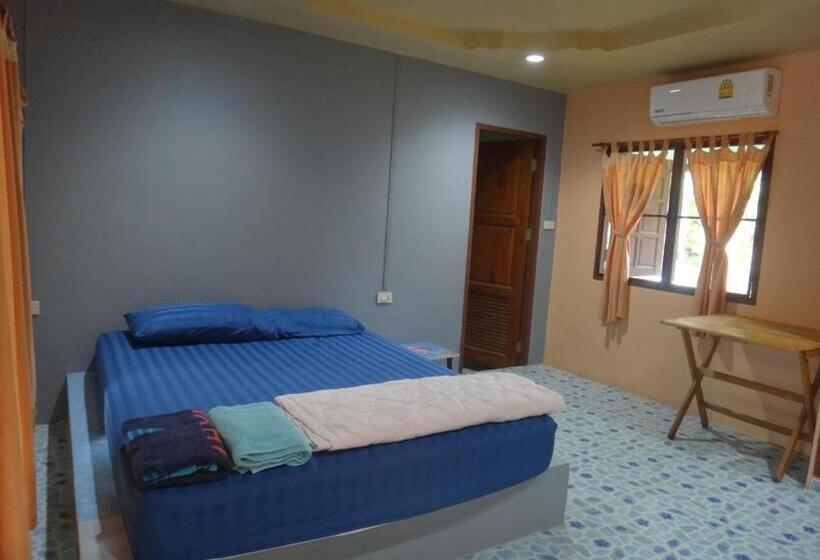 Quarto Estandar, P Un House