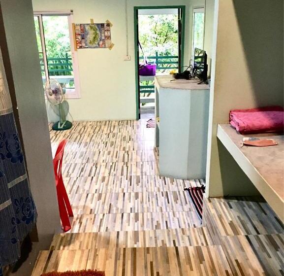 Quarto Quádruplo Estandar, P Un House