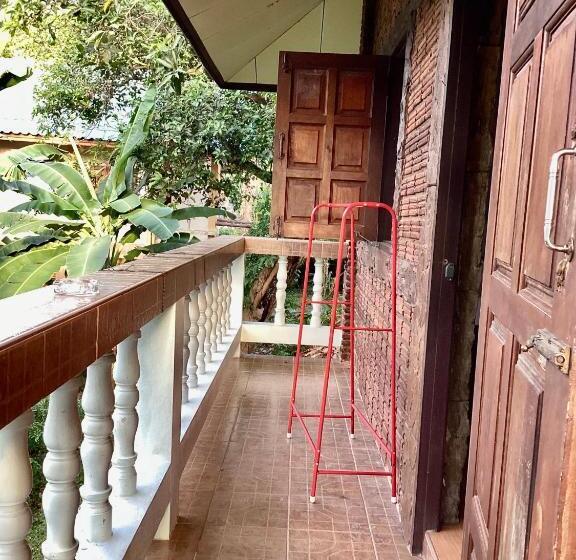 Bangalô Standard, P Un House