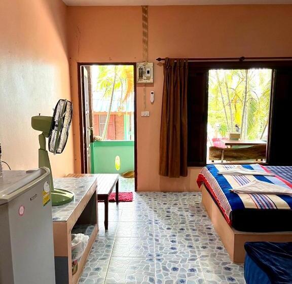 Quarto Triplo Clássico, P Un House