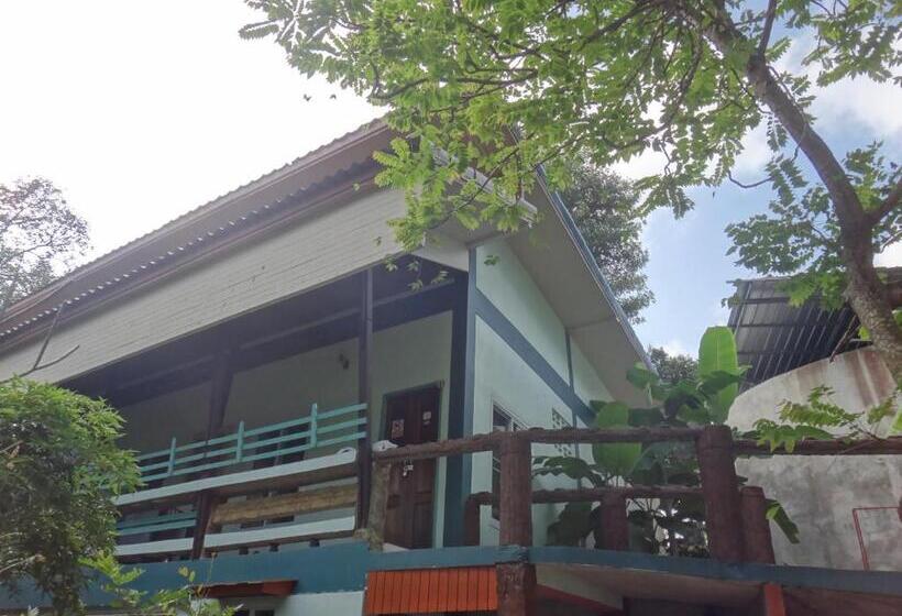 Quarto Estandar, P Un House