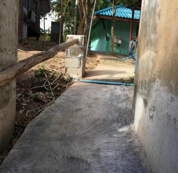 Quarto Quádruplo Estandar, P Un House