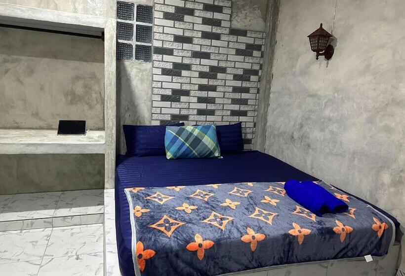 Студия Стандарт, P Un House