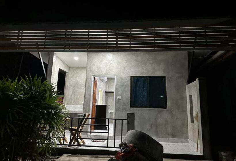 Escritório Estándar, P Un House