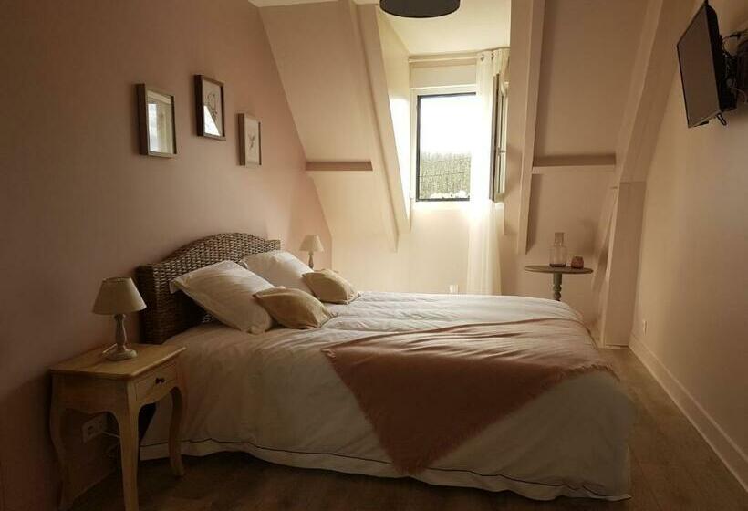Номер Стандарт, Au Coeur Des Châteaux
