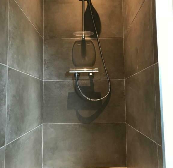 غرفة قياسية, Au Coeur Des Châteaux