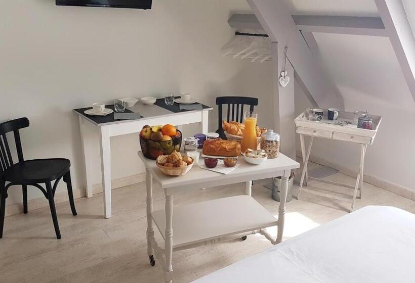 غرفة قياسية, Au Coeur Des Châteaux