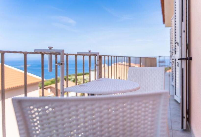 חדר סטנדרט נוף לים, Tramonto Sul Mare