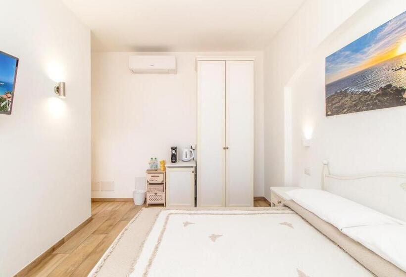 חדר סטנדרט נוף לים, Tramonto Sul Mare