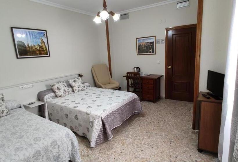 חדר קומפורט לשלושה, H Los Molinos At