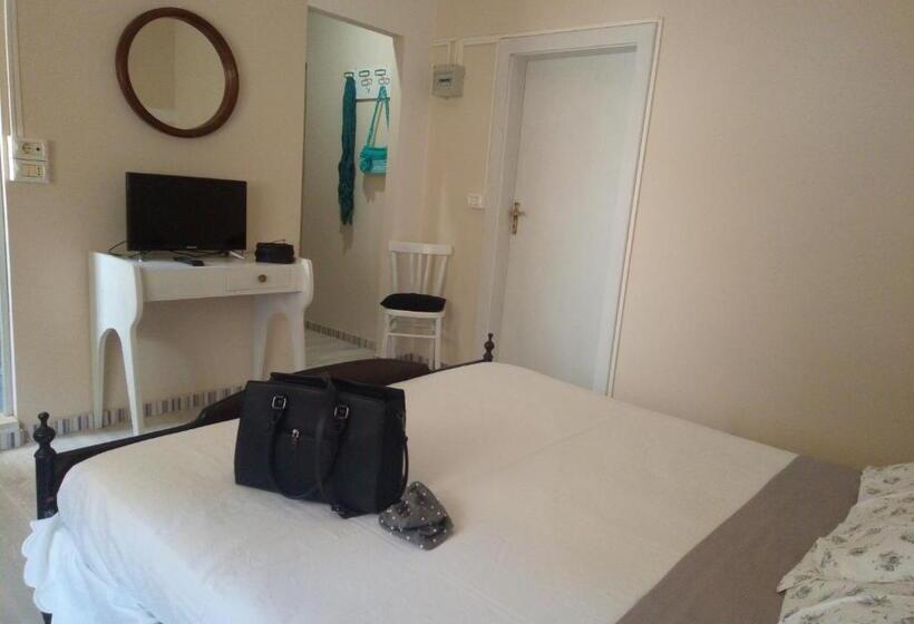 اتاق استاندارد, La Villa