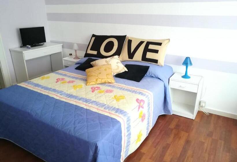 اتاق استاندارد با تخت بزرگ, La Villa