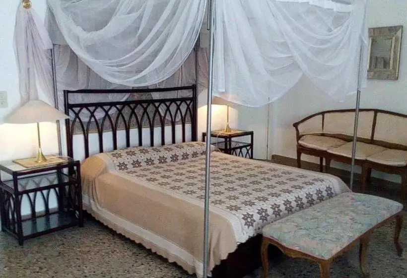 スタンダード４人部屋, Palazzo Caracciolo