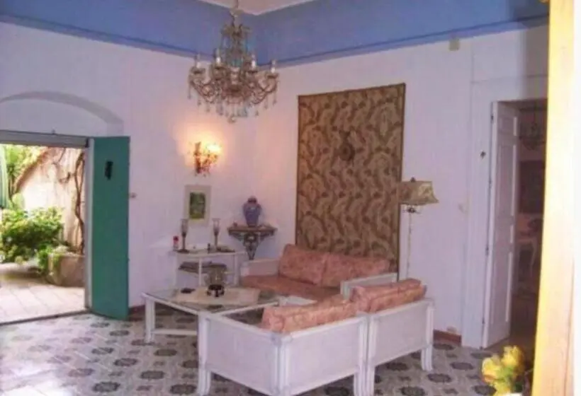 スタンダードトリプルルームの外観-バスルーム, Palazzo Caracciolo