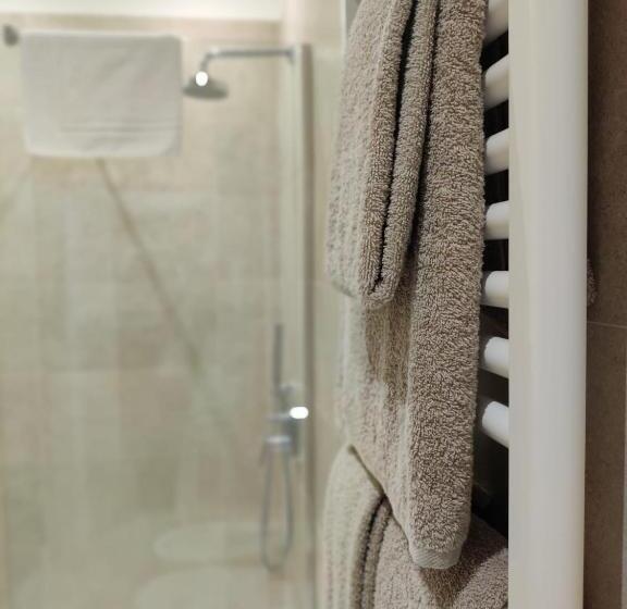 デラックススタジオ, River Inn Arco