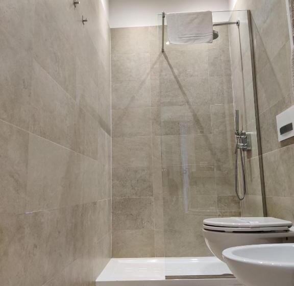 デラックススタジオ, River Inn Arco