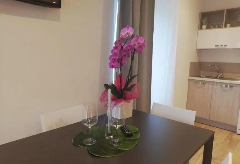 سوییت خانوادگی, River Inn Arco
