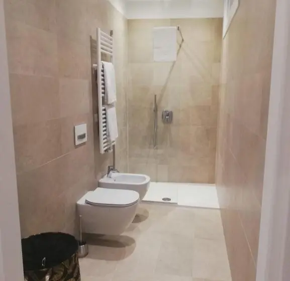 سوییت خانوادگی, River Inn Arco