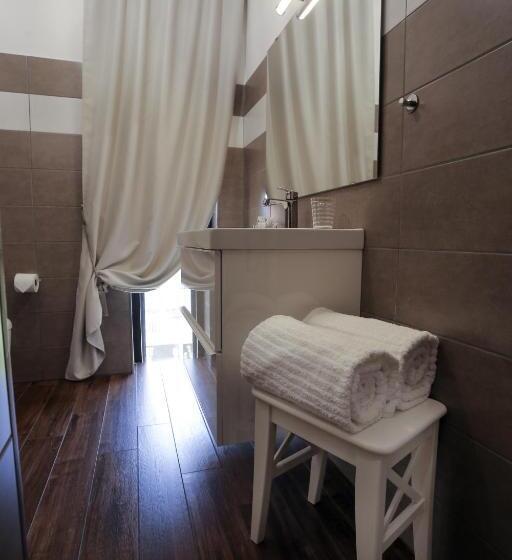 اتاق استاندارد با چشمانداز باغ, Villa Borghese B&b