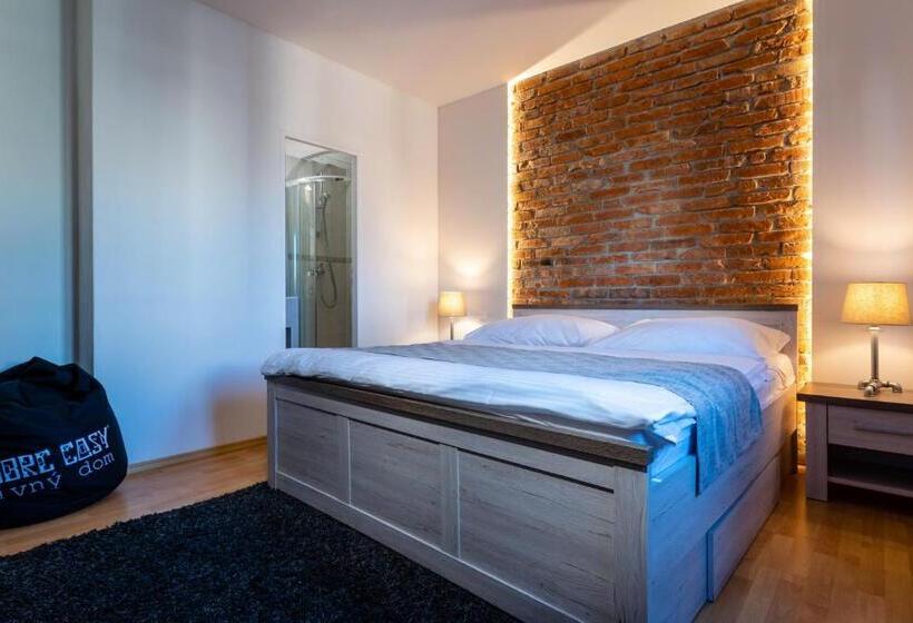 اتاق استاندارد با سرویس بهداشتی مشترک, Penzión Dobré časy