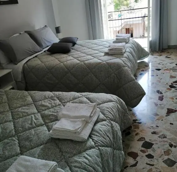 スタンダード４人部屋, B&b La Dolce Vita