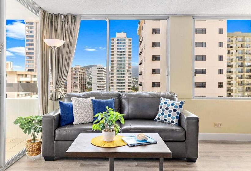 شقة غرفة واحدة مطلة على البحر, Pacific Monarch   1 Br   Ocean And City Views!