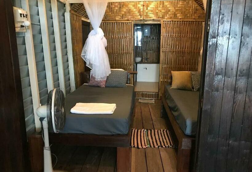 غرفة عائلية مطلّة علي البحر, Forra Pattaya Beach Front Bungalow