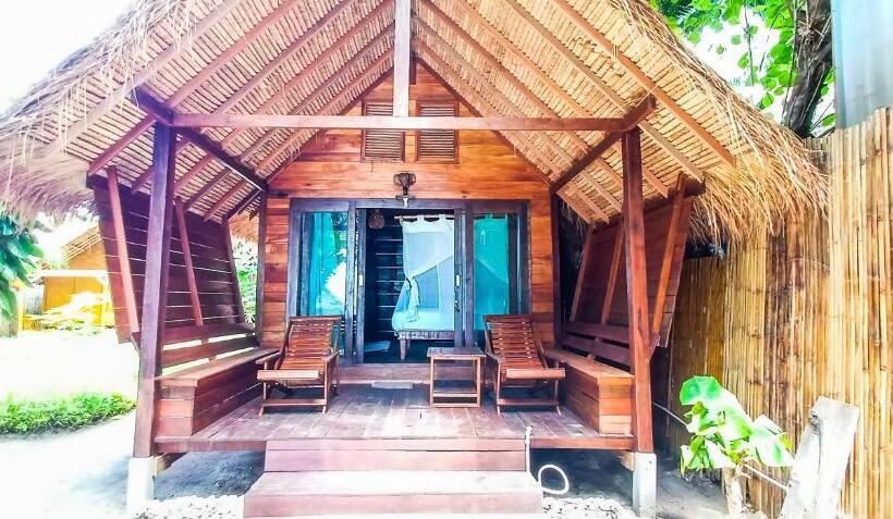 غرفة عائلية ذات إطلالة جانبية على البحر, Forra Pattaya Beach Front Bungalow