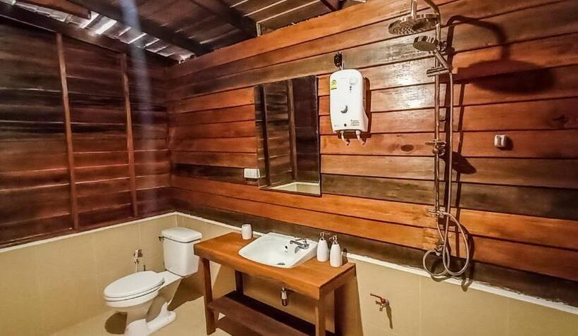 غرفة عائلية مطلّة علي البحر, Forra Pattaya Beach Front Bungalow