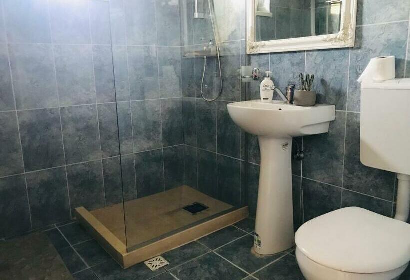 غرفة كومفورت ثلاثية, Casa Ryana