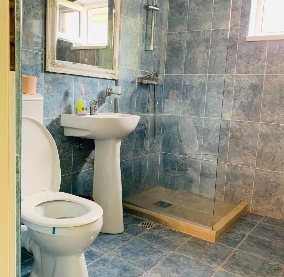 غرفة قياسية ثلاثية, Casa Ryana