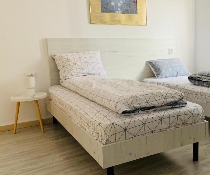 غرفة قياسية فردية, Casa Ryana