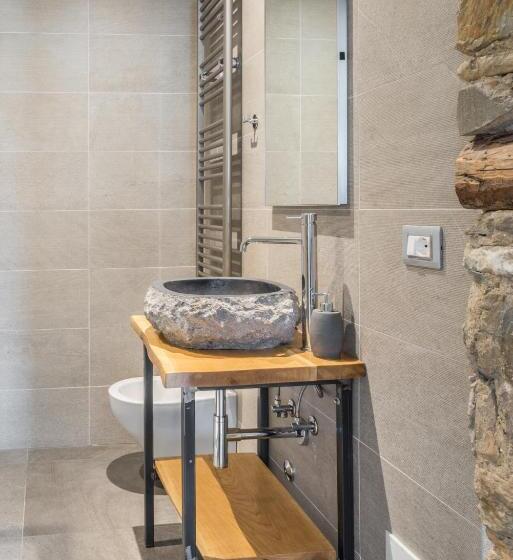 اتاق استاندارد سه نفره, Garibaldino Rooms