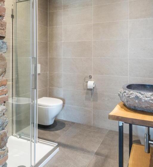 اتاق استاندارد سه نفره, Garibaldino Rooms