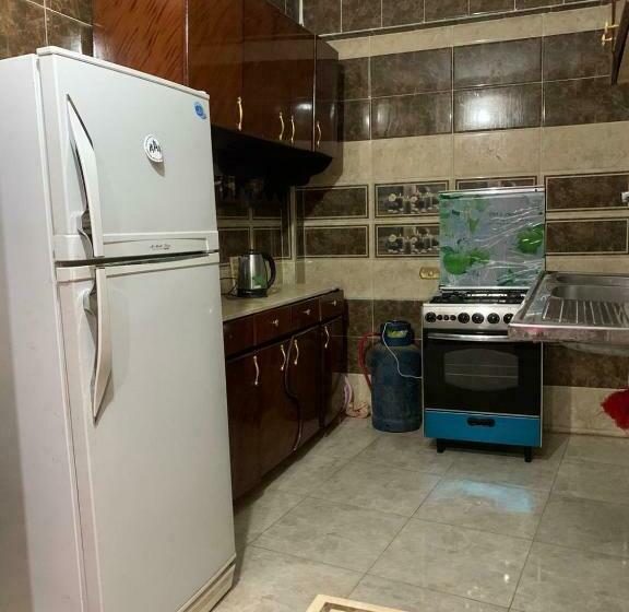 اتاق استاندارد با سرویس بهداشتی مشترک, Bob Marley Guest House