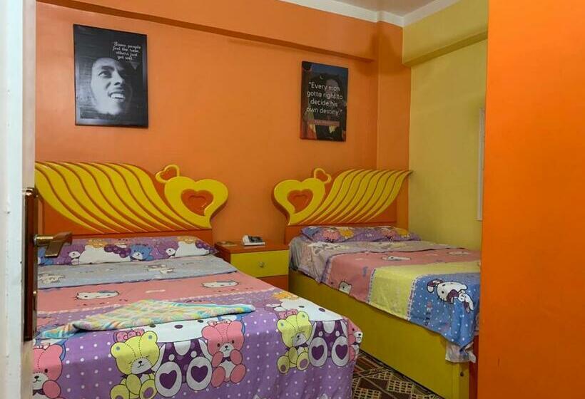 اتاق استاندارد با سرویس بهداشتی مشترک, Bob Marley Guest House