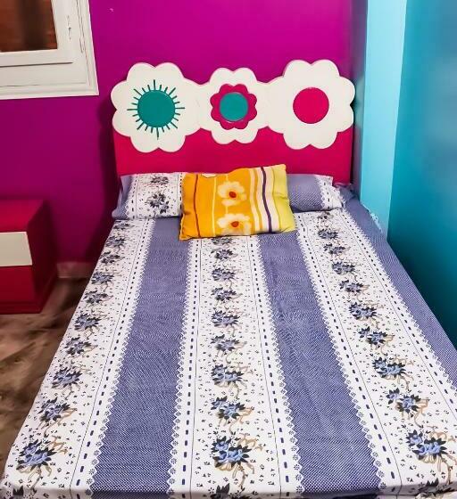 اتاق استاندارد با سرویس بهداشتی مشترک, Bob Marley Guest House