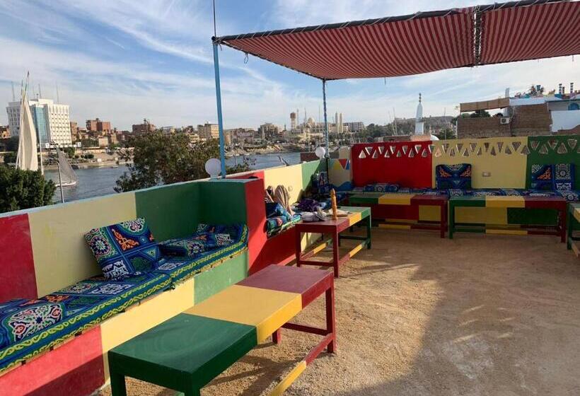 اتاق لوکس, Bob Marley Guest House